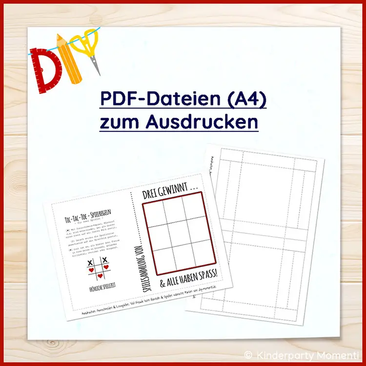 Druckvorlage für Tic-Tac-Toe Reisespiel Auf einem Tisch liegen zwei Bastelvorlagen für ein Tic-Tac-Toe Spiel in einer VHS Hülle.